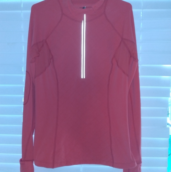 Lululemon Run: Toasty Tech Longsleeve - Picture 12 of 13
